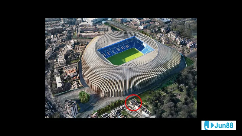 NHM mắc kẹt bên ngoài sân Stamford Bridge